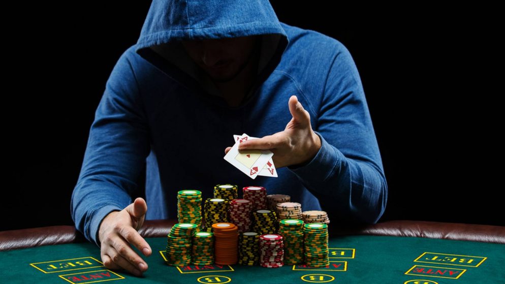 Menjadi Poker Pro dalam 8 Langkah