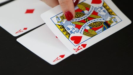 Chơi chậm trong Poker