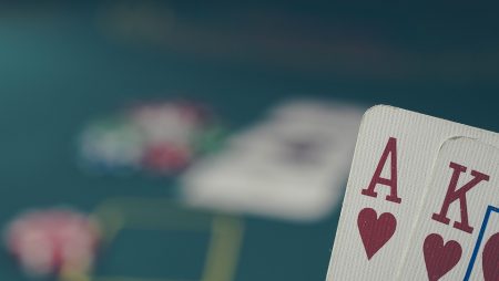 在 Hold'em 中开始选择手牌