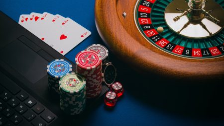 Understanding How Online Gambling Works – 7 Things You Need to Know